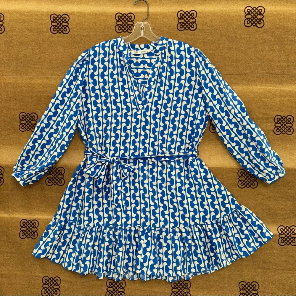 Zara Blue/White Geometric Belted Mini Dress Size XS
Excellent Condition - Picture 2 of 16